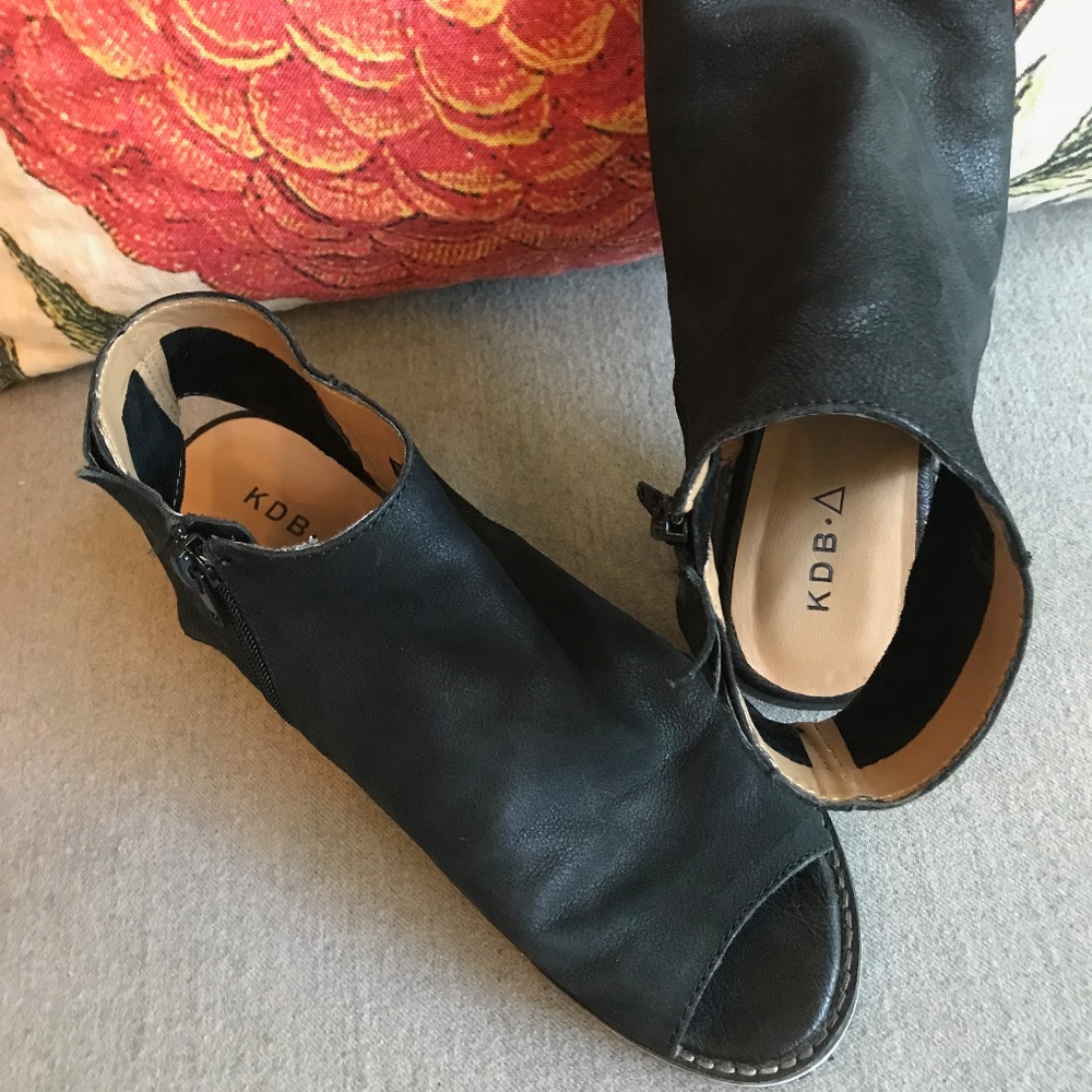 KDB Kelsi Dagger Brooklyn Peep Toe low heel bootie